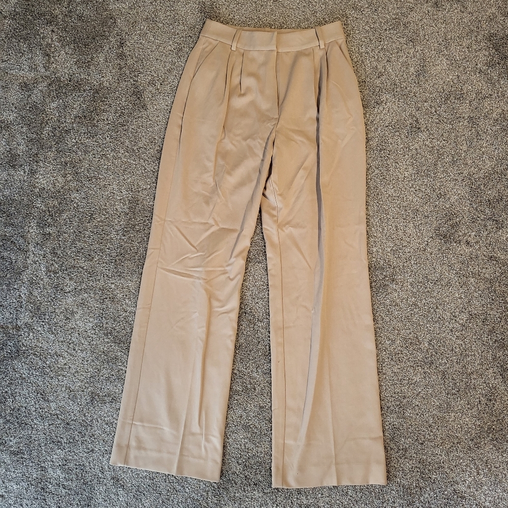 Fav daughter tan high waist  10 - didn’t fit me,never wore. No flaws